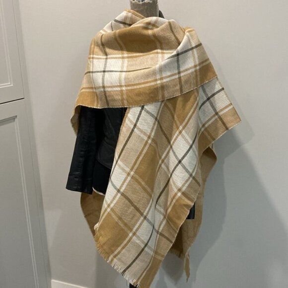 Fraas Plaid Soft Shawl Wrap - Picture 5 of 11